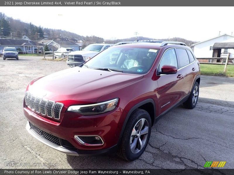 Velvet Red Pearl / Ski Gray/Black 2021 Jeep Cherokee Limited 4x4