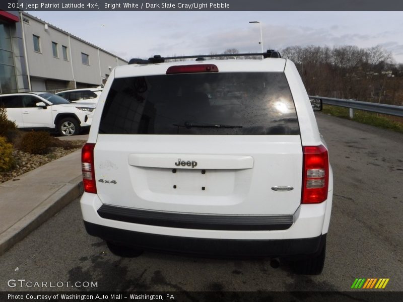 Bright White / Dark Slate Gray/Light Pebble 2014 Jeep Patriot Latitude 4x4