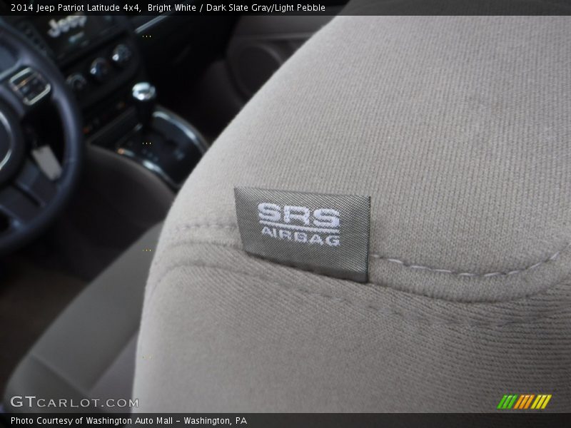 Bright White / Dark Slate Gray/Light Pebble 2014 Jeep Patriot Latitude 4x4