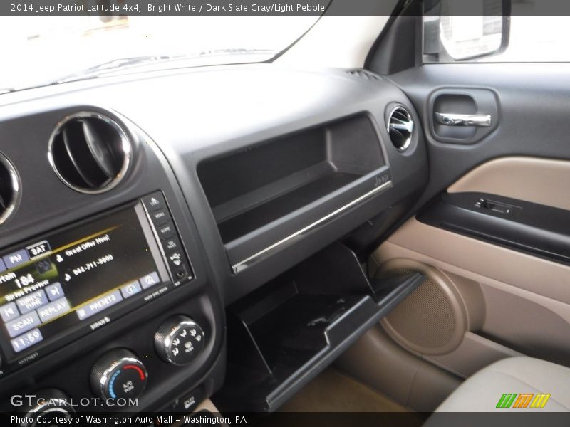 Bright White / Dark Slate Gray/Light Pebble 2014 Jeep Patriot Latitude 4x4