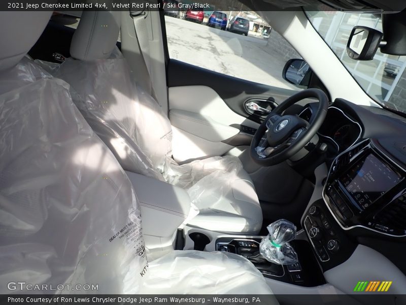 Velvet Red Pearl / Ski Gray/Black 2021 Jeep Cherokee Limited 4x4