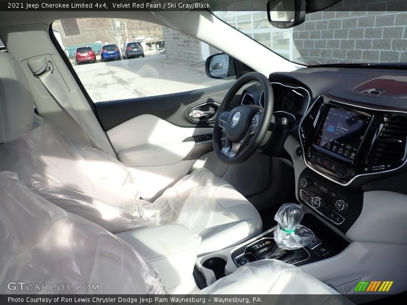 Velvet Red Pearl / Ski Gray/Black 2021 Jeep Cherokee Limited 4x4