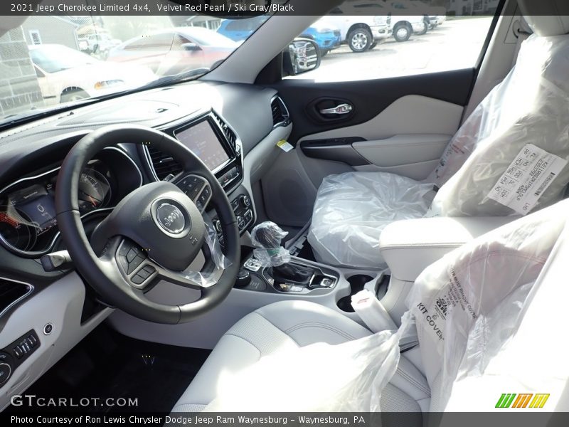 Velvet Red Pearl / Ski Gray/Black 2021 Jeep Cherokee Limited 4x4