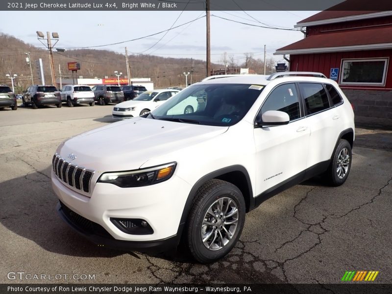 Bright White / Black 2021 Jeep Cherokee Latitude Lux 4x4