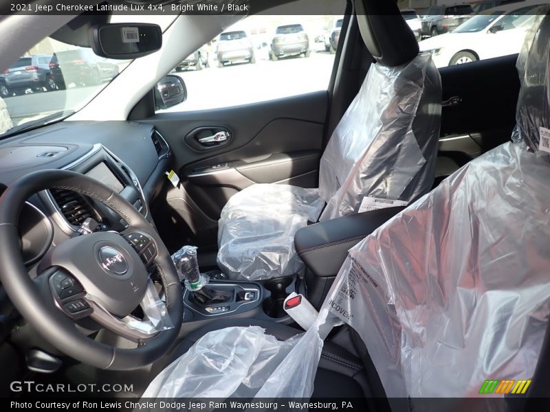 Bright White / Black 2021 Jeep Cherokee Latitude Lux 4x4