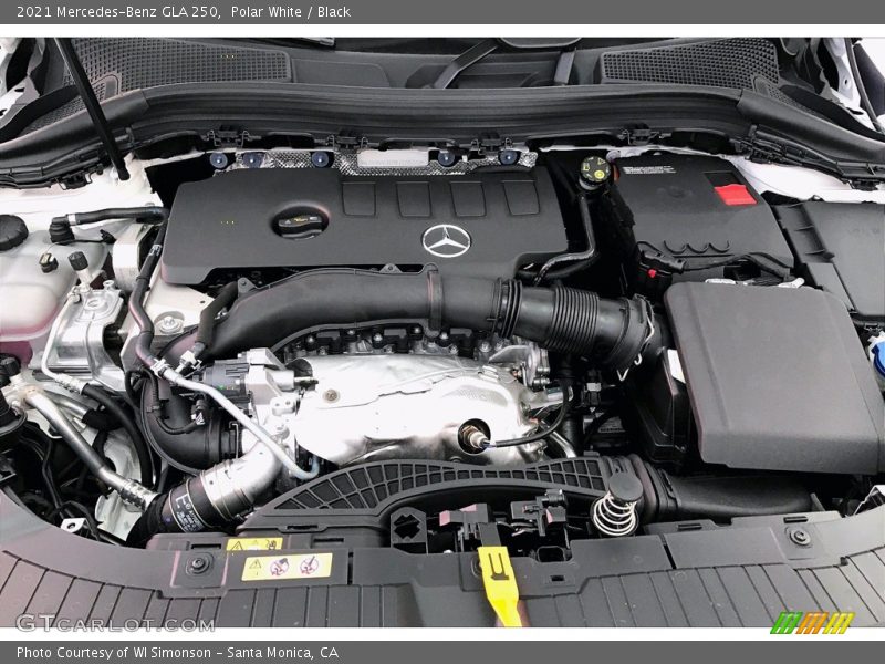 Polar White / Black 2021 Mercedes-Benz GLA 250