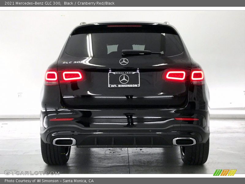 Black / Cranberry Red/Black 2021 Mercedes-Benz GLC 300