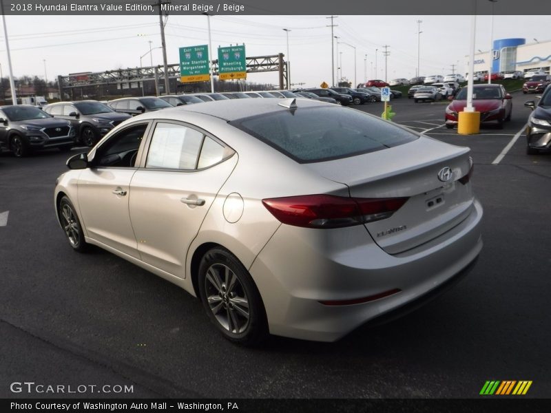 Mineral Beige / Beige 2018 Hyundai Elantra Value Edition