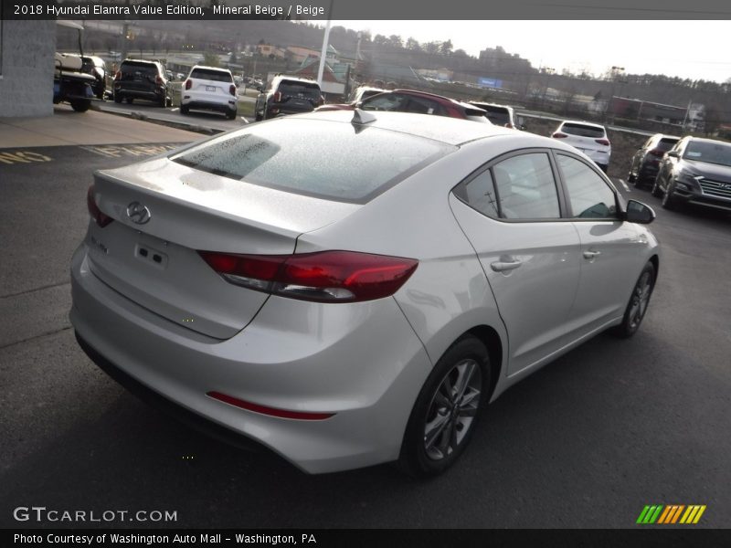 Mineral Beige / Beige 2018 Hyundai Elantra Value Edition