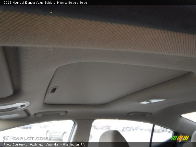 Mineral Beige / Beige 2018 Hyundai Elantra Value Edition