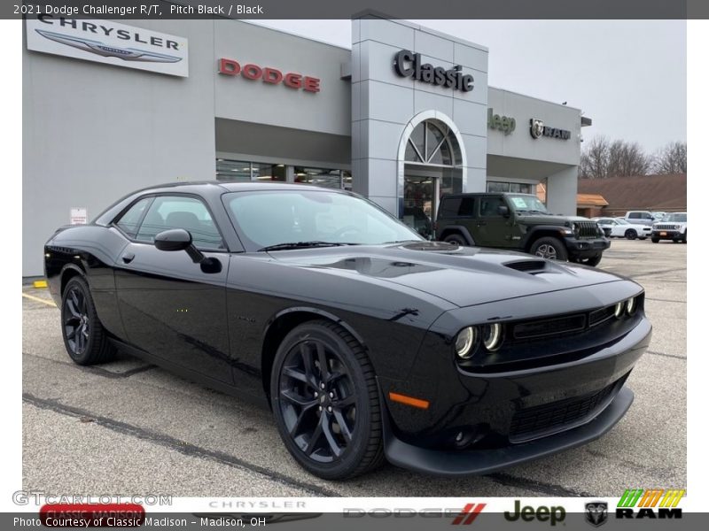 Pitch Black / Black 2021 Dodge Challenger R/T