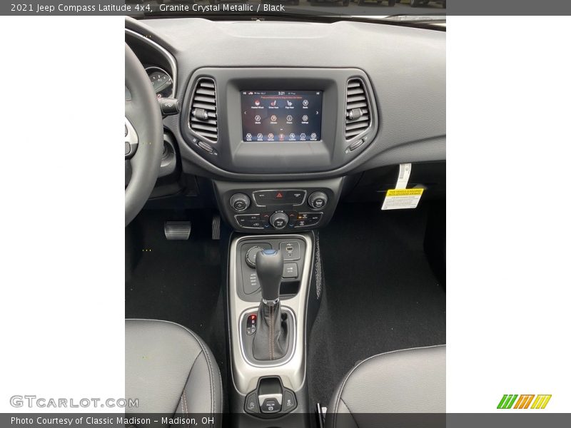 Granite Crystal Metallic / Black 2021 Jeep Compass Latitude 4x4