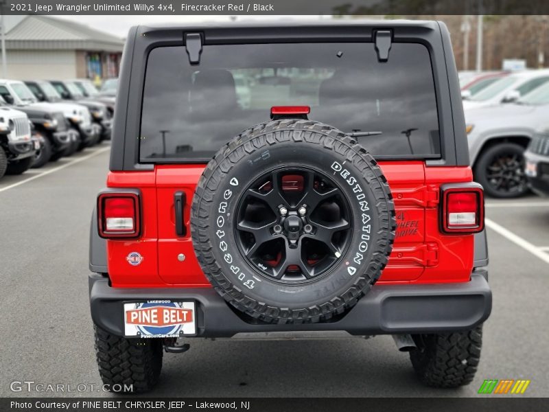 Firecracker Red / Black 2021 Jeep Wrangler Unlimited Willys 4x4