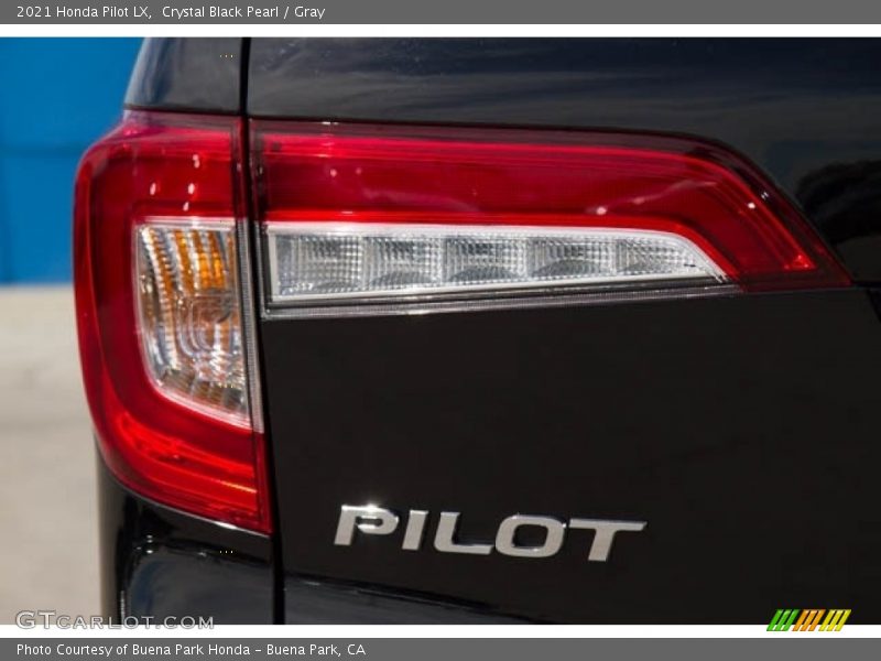 Crystal Black Pearl / Gray 2021 Honda Pilot LX