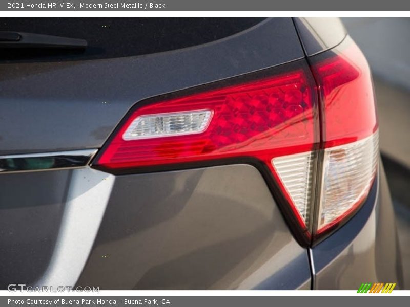 Modern Steel Metallic / Black 2021 Honda HR-V EX