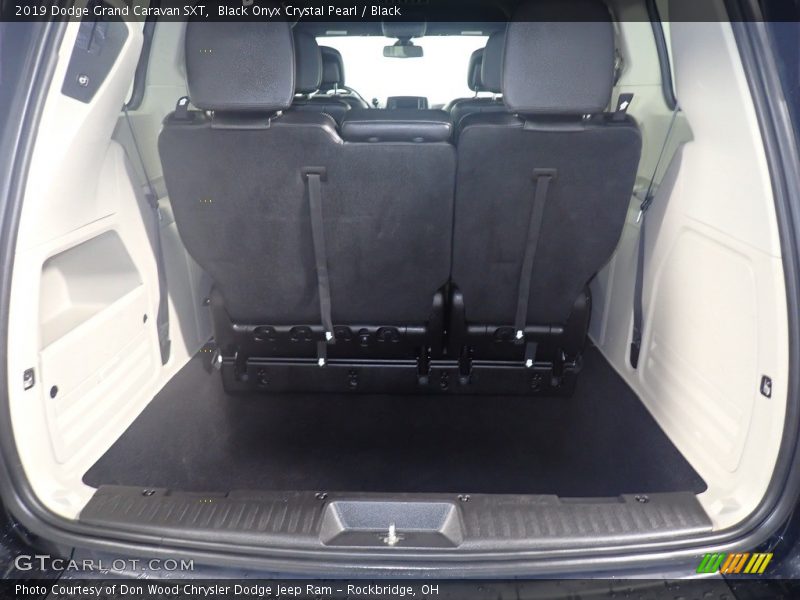 Black Onyx Crystal Pearl / Black 2019 Dodge Grand Caravan SXT