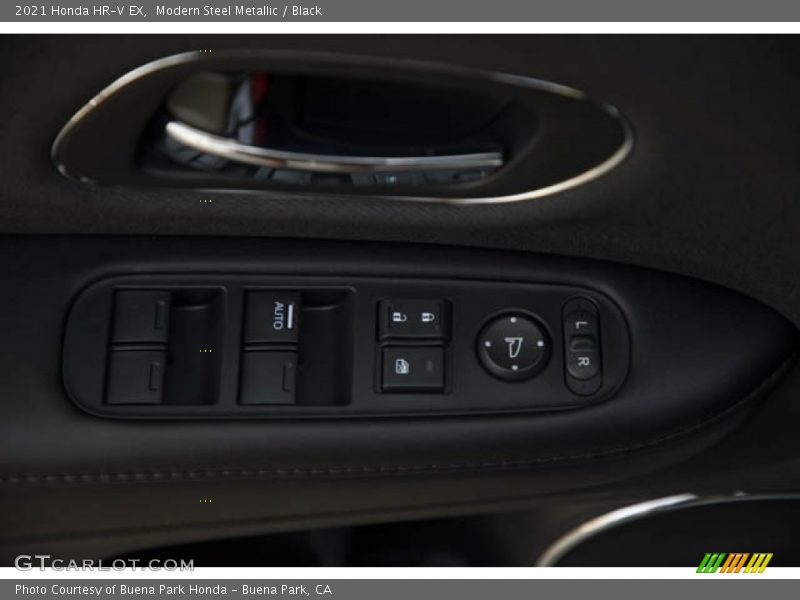 Modern Steel Metallic / Black 2021 Honda HR-V EX