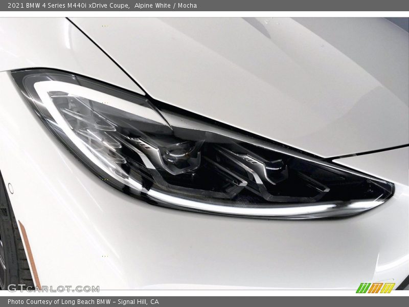Alpine White / Mocha 2021 BMW 4 Series M440i xDrive Coupe