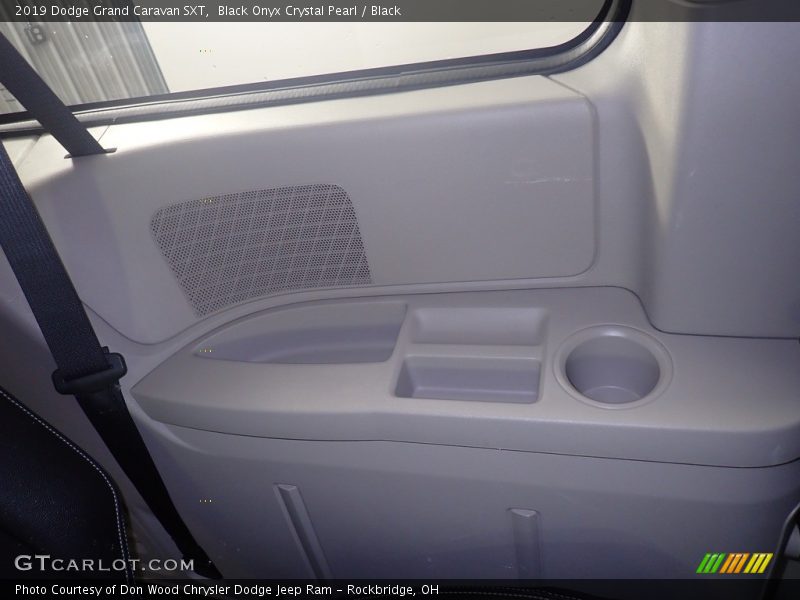 Black Onyx Crystal Pearl / Black 2019 Dodge Grand Caravan SXT