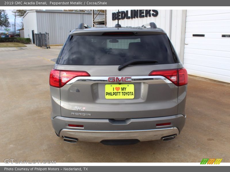 Pepperdust Metallic / Cocoa/Shale 2019 GMC Acadia Denali