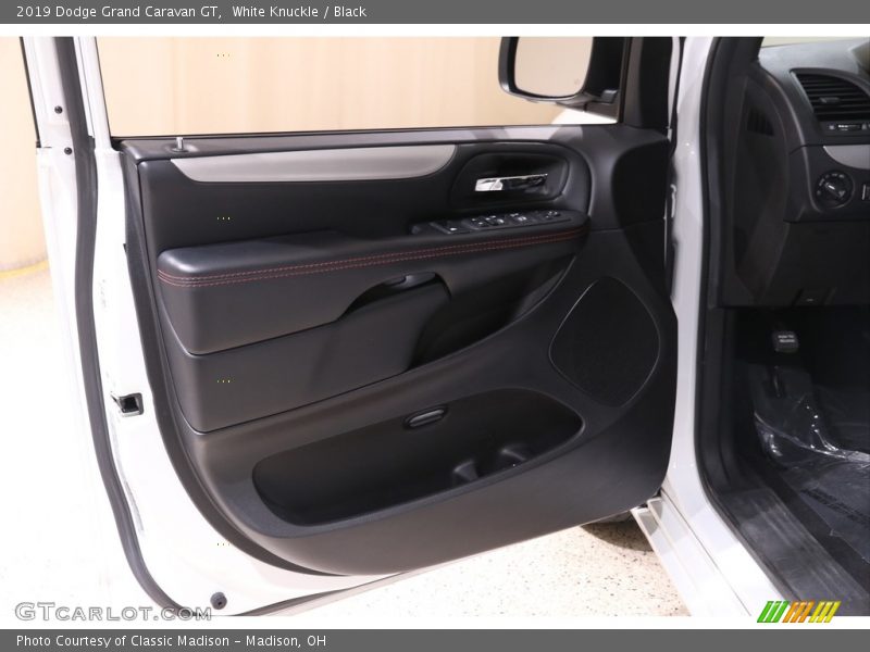 White Knuckle / Black 2019 Dodge Grand Caravan GT