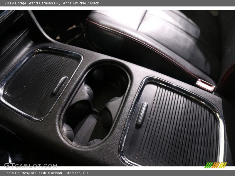 White Knuckle / Black 2019 Dodge Grand Caravan GT