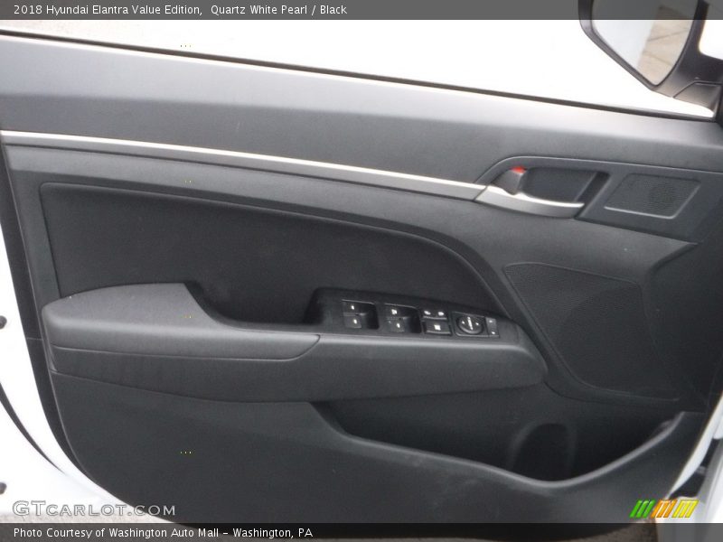 Quartz White Pearl / Black 2018 Hyundai Elantra Value Edition