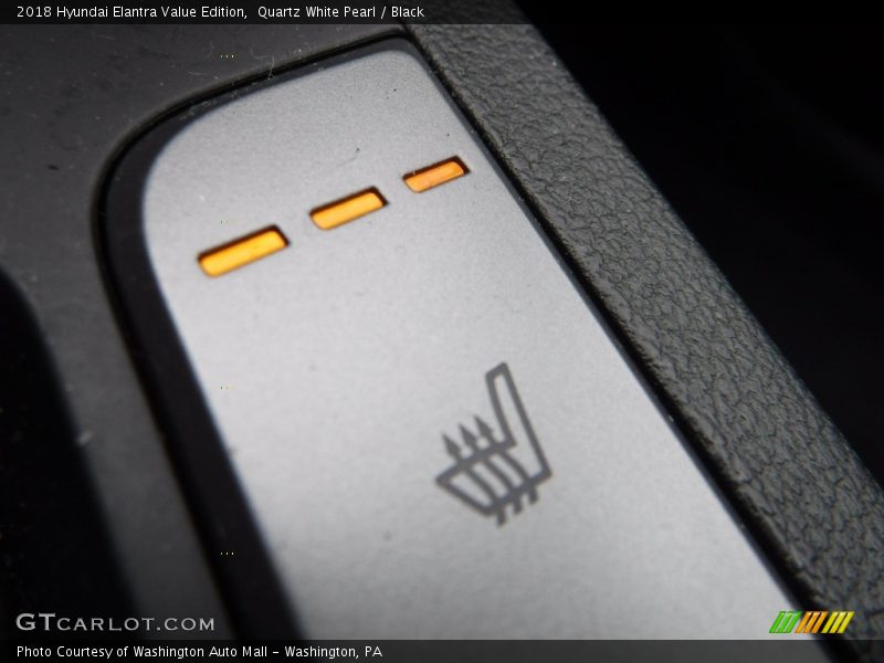 Quartz White Pearl / Black 2018 Hyundai Elantra Value Edition