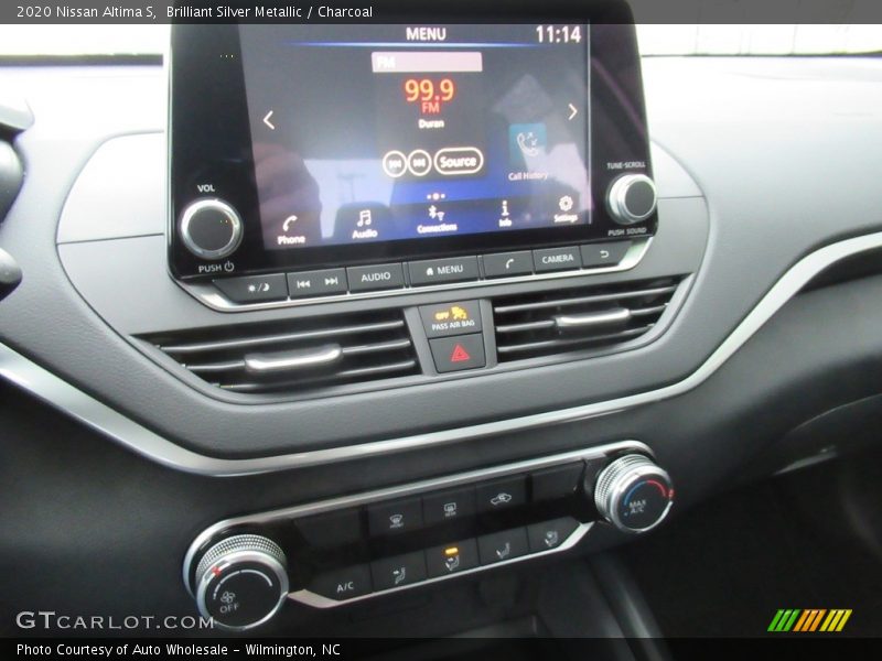 Brilliant Silver Metallic / Charcoal 2020 Nissan Altima S