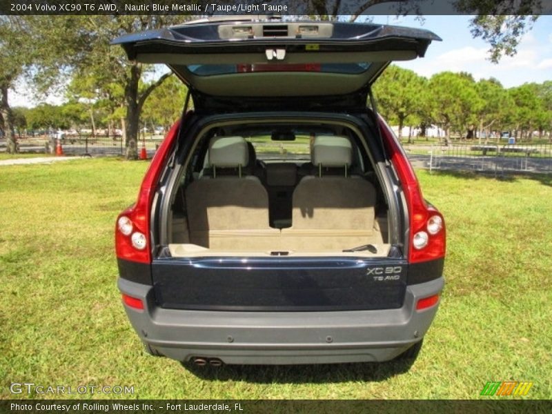 Nautic Blue Metallic / Taupe/Light Taupe 2004 Volvo XC90 T6 AWD