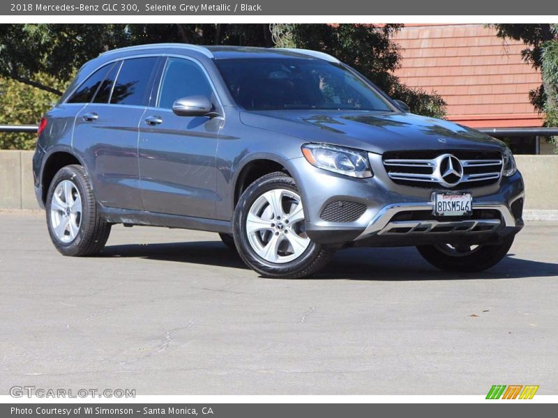 Selenite Grey Metallic / Black 2018 Mercedes-Benz GLC 300