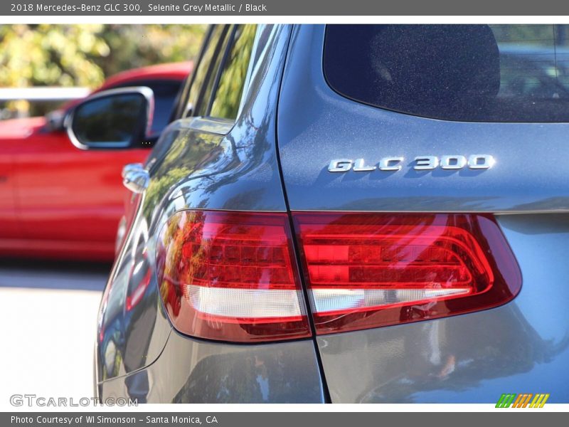 Selenite Grey Metallic / Black 2018 Mercedes-Benz GLC 300