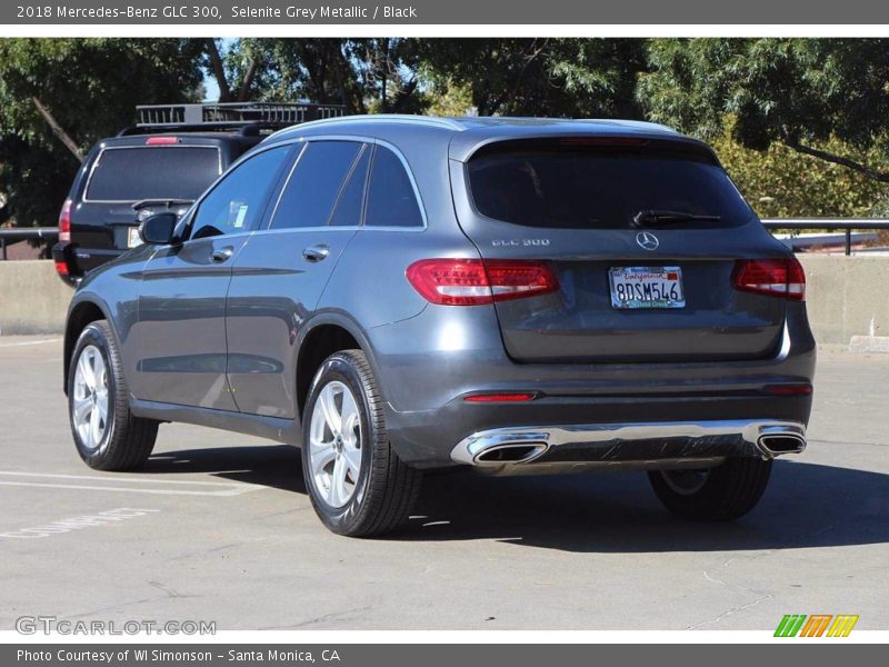 Selenite Grey Metallic / Black 2018 Mercedes-Benz GLC 300
