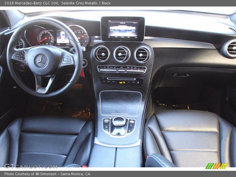 Selenite Grey Metallic / Black 2018 Mercedes-Benz GLC 300