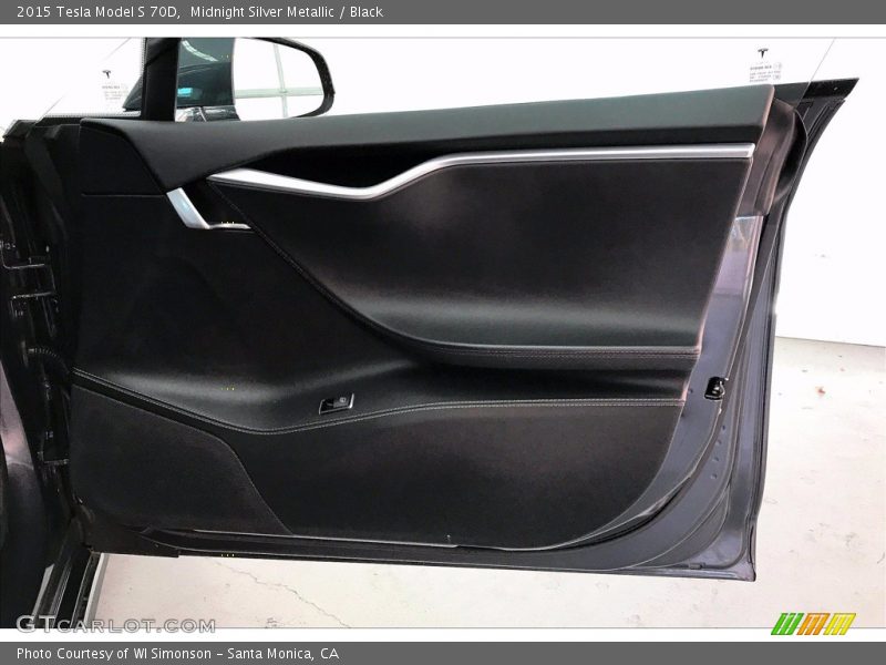 Door Panel of 2015 Model S 70D