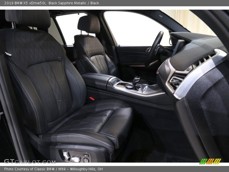 Black Sapphire Metallic / Black 2019 BMW X5 xDrive50i