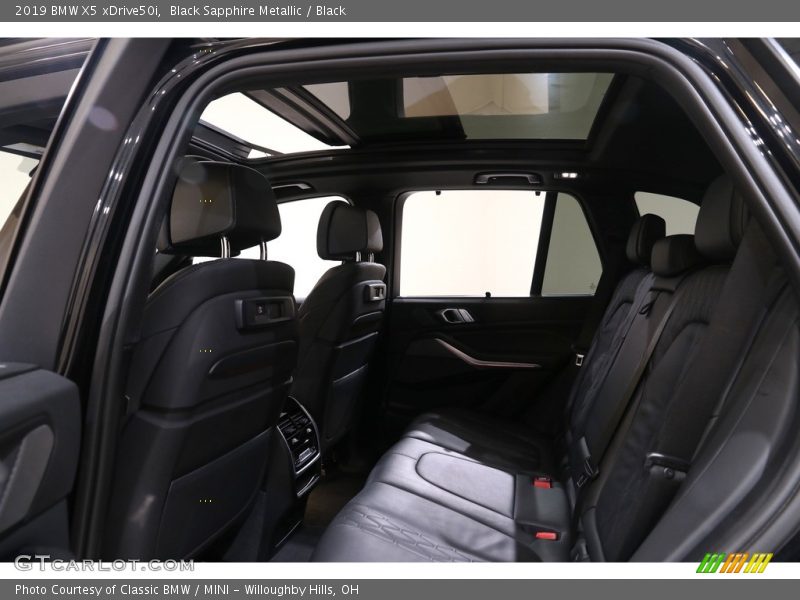 Black Sapphire Metallic / Black 2019 BMW X5 xDrive50i