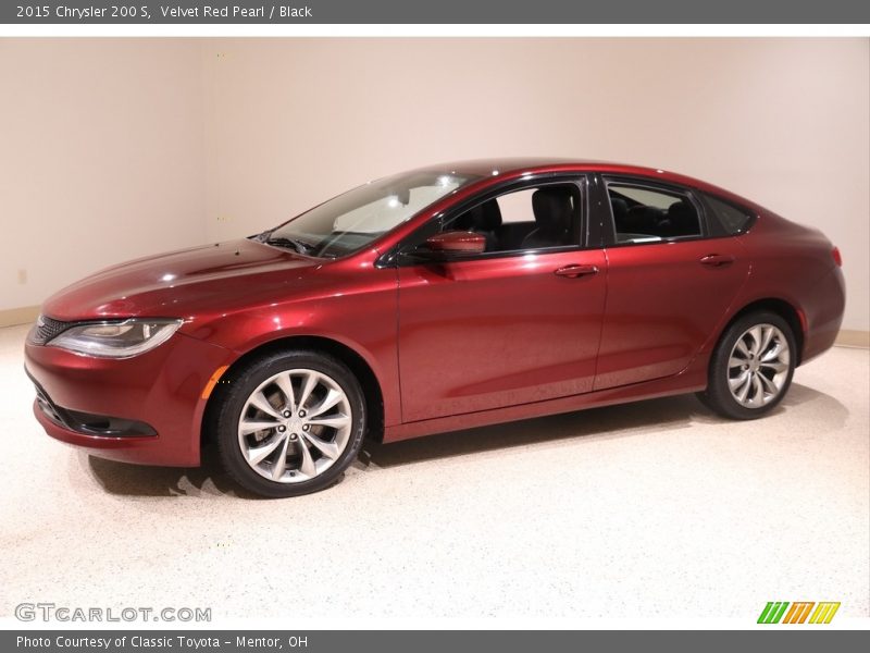 Velvet Red Pearl / Black 2015 Chrysler 200 S