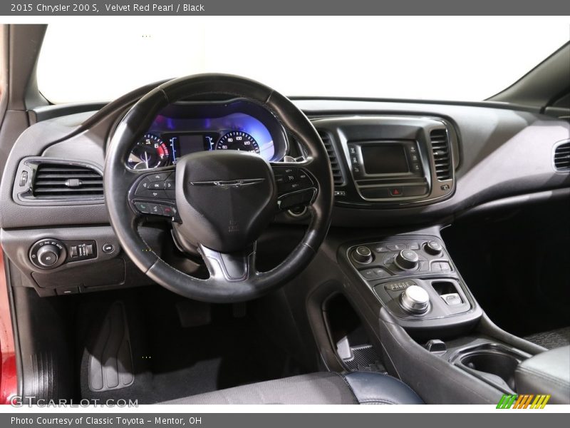 Velvet Red Pearl / Black 2015 Chrysler 200 S