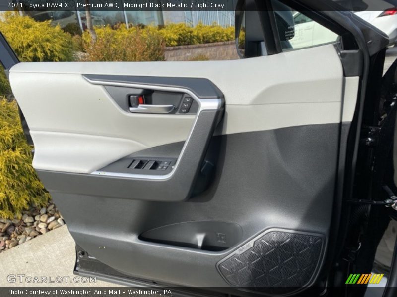 Midnight Black Metallic / Light Gray 2021 Toyota RAV4 XLE Premium AWD