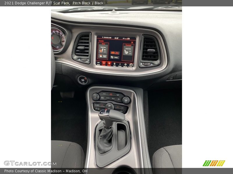  2021 Challenger R/T Scat Pack 8 Speed Automatic Shifter