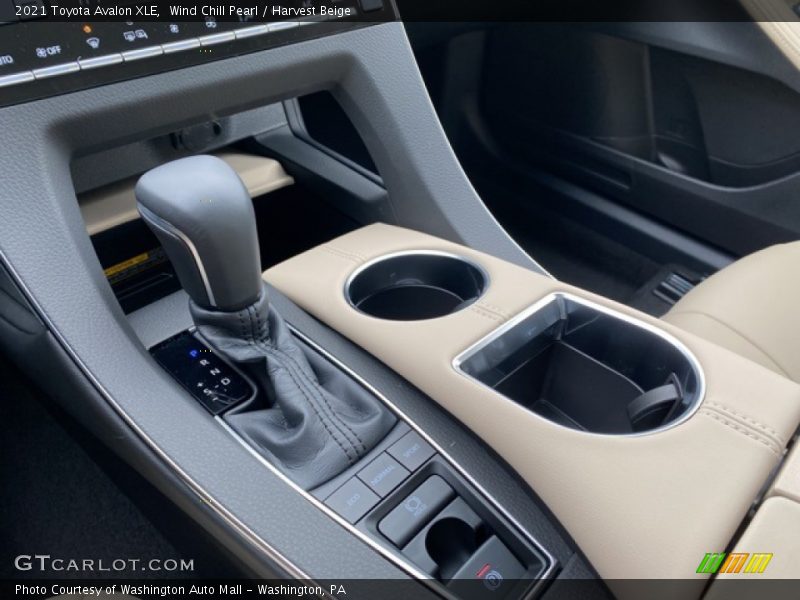  2021 Avalon XLE 8 Speed Automatic Shifter