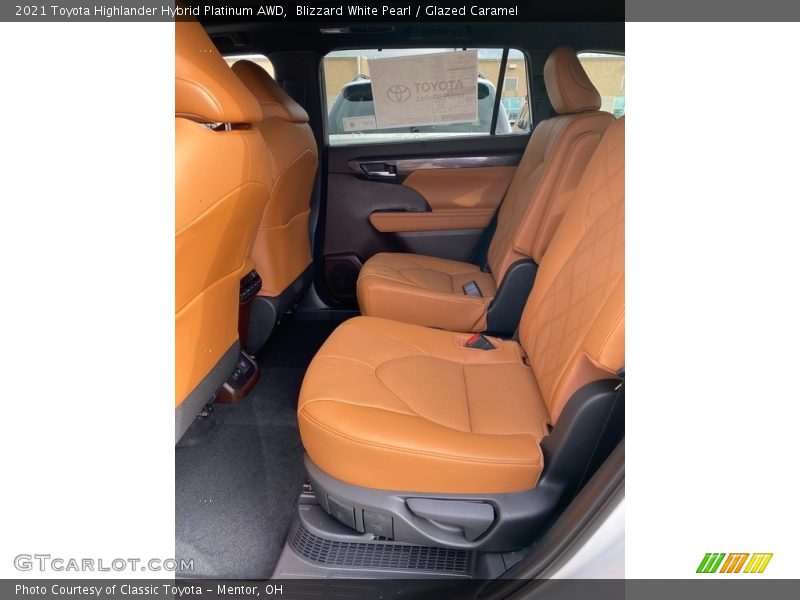 Blizzard White Pearl / Glazed Caramel 2021 Toyota Highlander Hybrid Platinum AWD