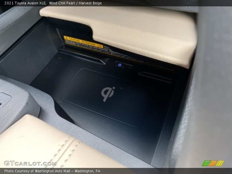 Wind Chill Pearl / Harvest Beige 2021 Toyota Avalon XLE