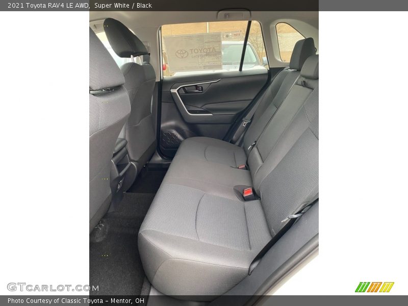 Super White / Black 2021 Toyota RAV4 LE AWD