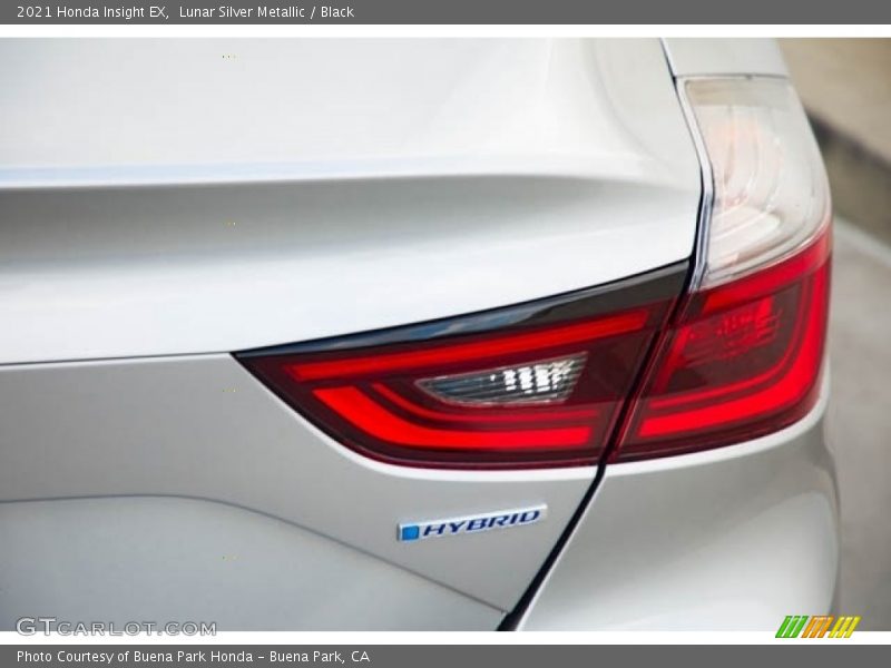 Lunar Silver Metallic / Black 2021 Honda Insight EX