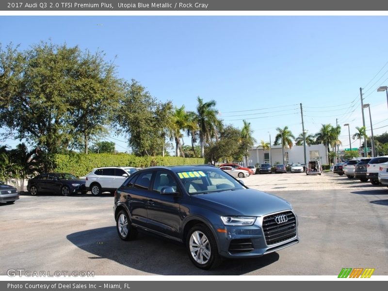 Utopia Blue Metallic / Rock Gray 2017 Audi Q3 2.0 TFSI Premium Plus