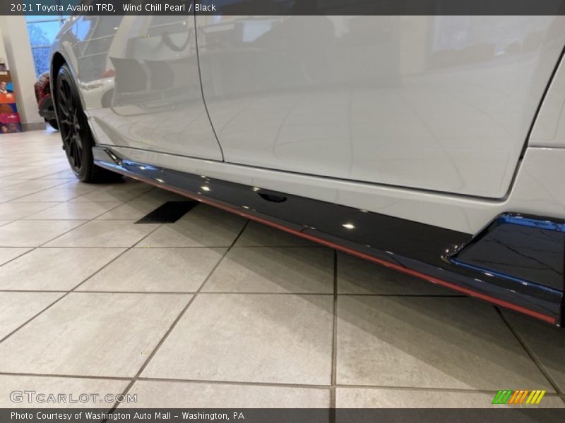Wind Chill Pearl / Black 2021 Toyota Avalon TRD