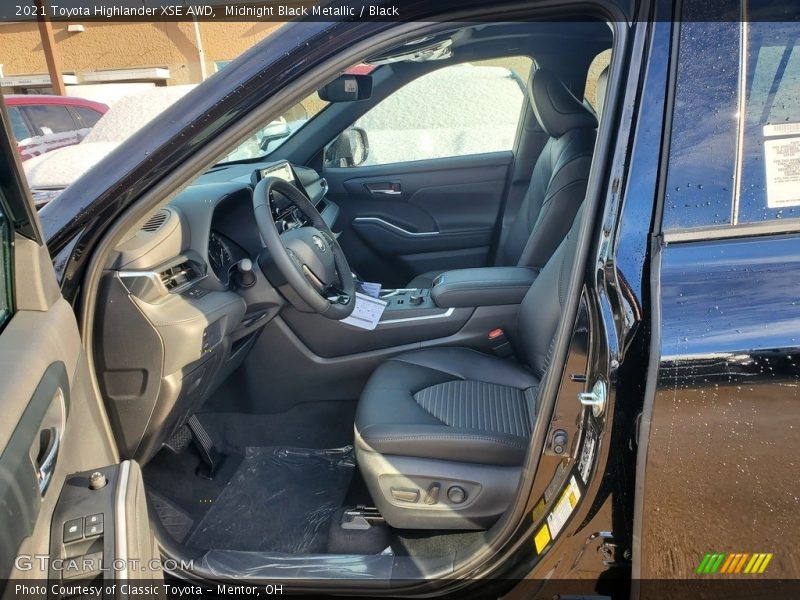 Midnight Black Metallic / Black 2021 Toyota Highlander XSE AWD
