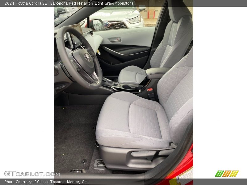Barcelona Red Metallic / Light Gray/Moonstone 2021 Toyota Corolla SE